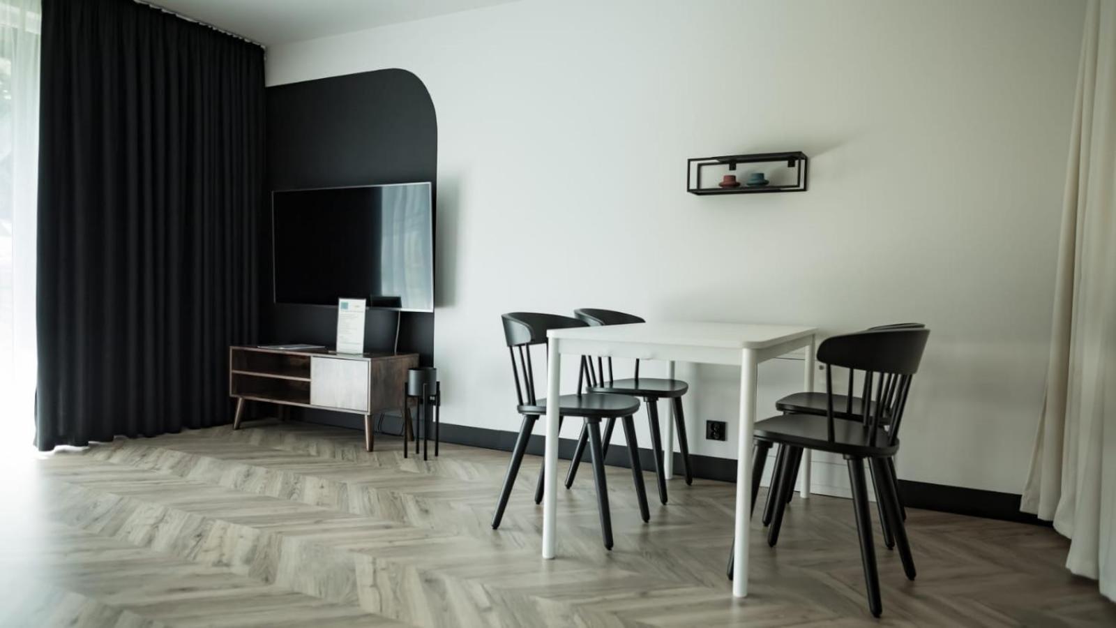Abcd Apartment *